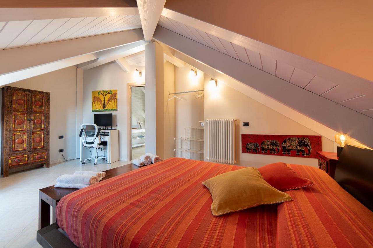 To-Housing3, Luce E Relax Al Centro Di Torino Turim Exterior foto