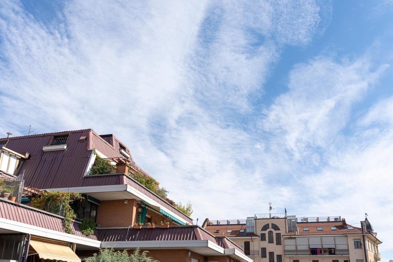 To-Housing3, Luce E Relax Al Centro Di Torino Turim Exterior foto