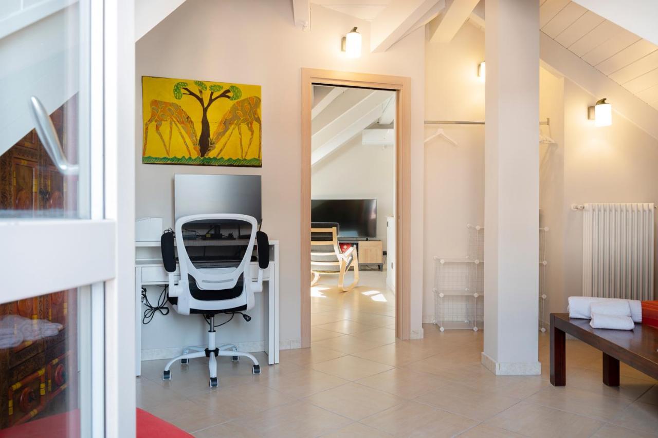 To-Housing3, Luce E Relax Al Centro Di Torino Turim Exterior foto